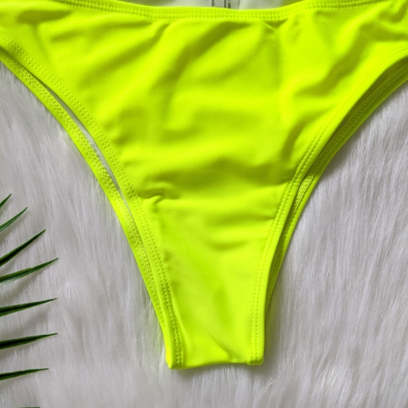 🔴 Neon lime green bikini bottom - Picture 3 of 5